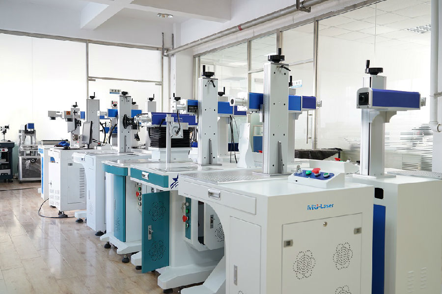 Onze MRJ factory.jpg