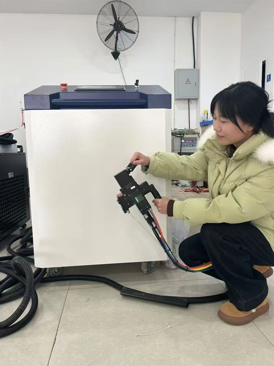 Industrial 6000W High Power Laser Cleaning Agent For Nuclear Power Plant Pollutant Removal